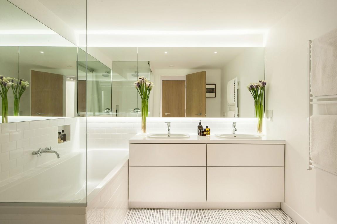 Оформление ванной комнаты в современном минимализме